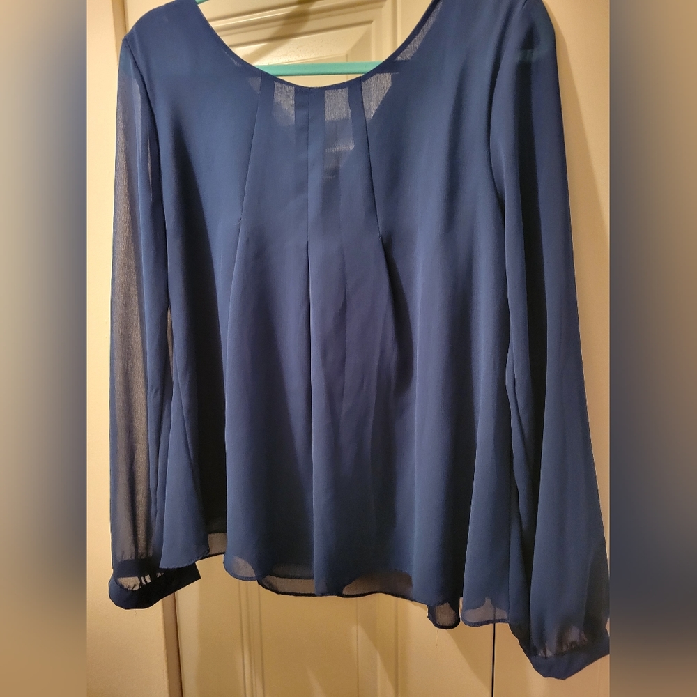 Blouse. Long sleeve
